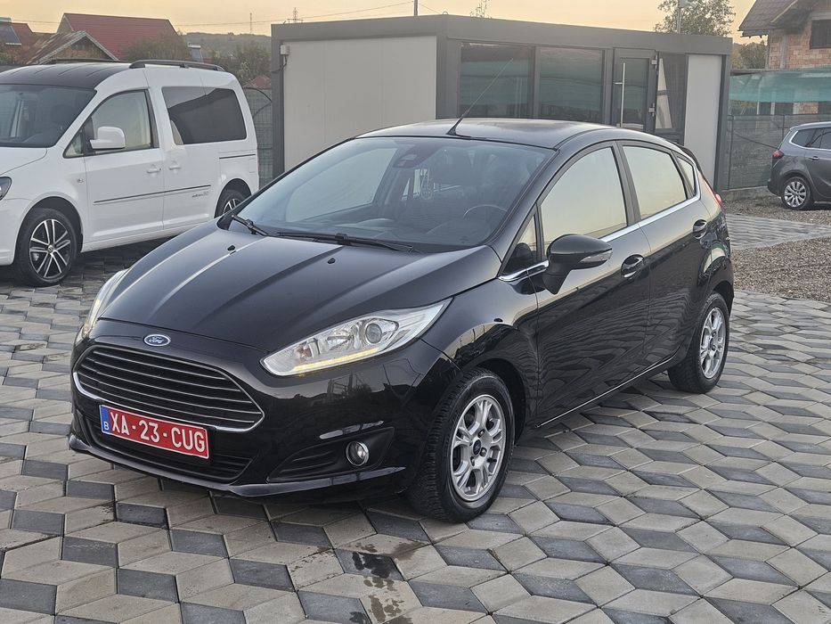Ford Fiesta din 2015  1.6 disel !