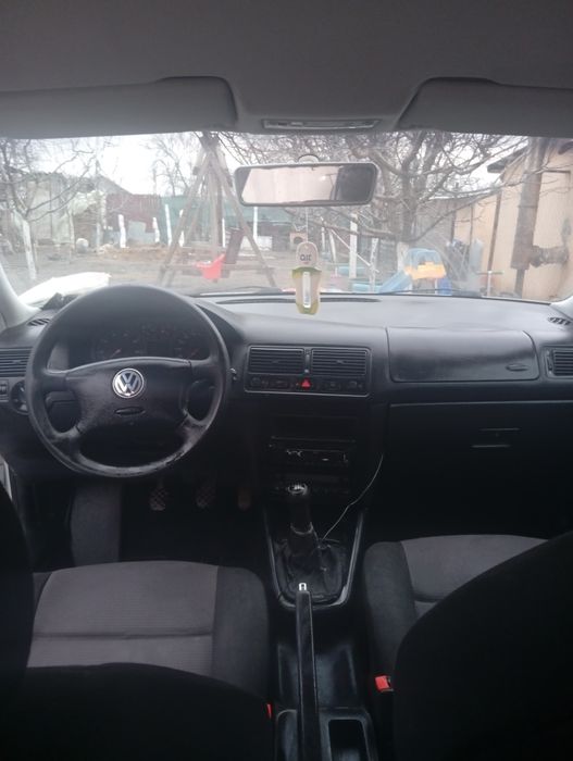 Vând golf 4 1.4 16V
