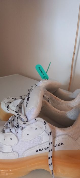 Vând adidași Balenciaga!