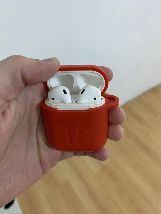 Apple AirPods 2 версия