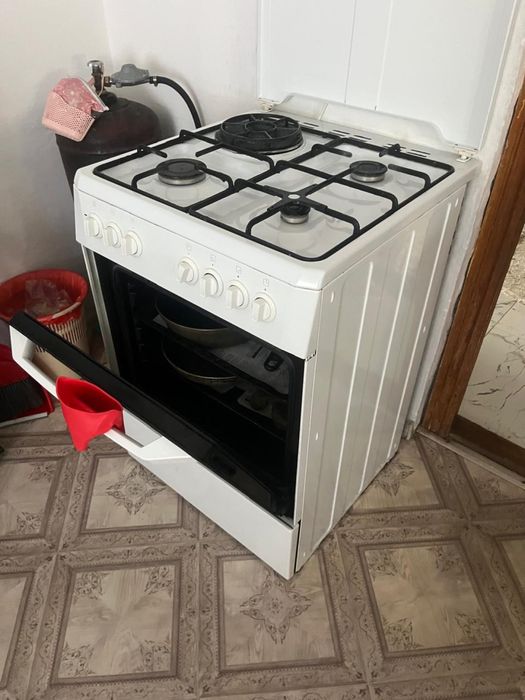 Продам Газ плиту
