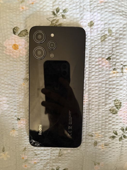 Xiaomi 12 телефон