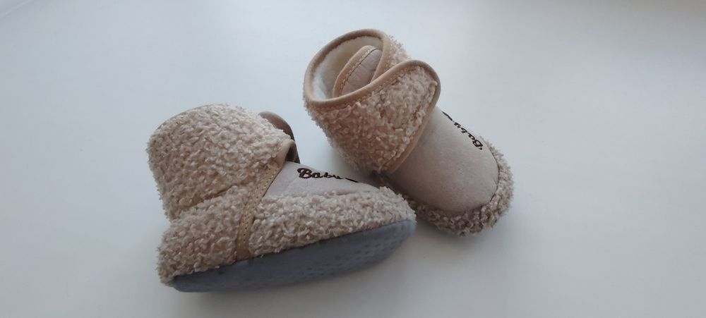 Продам пинетки.        .