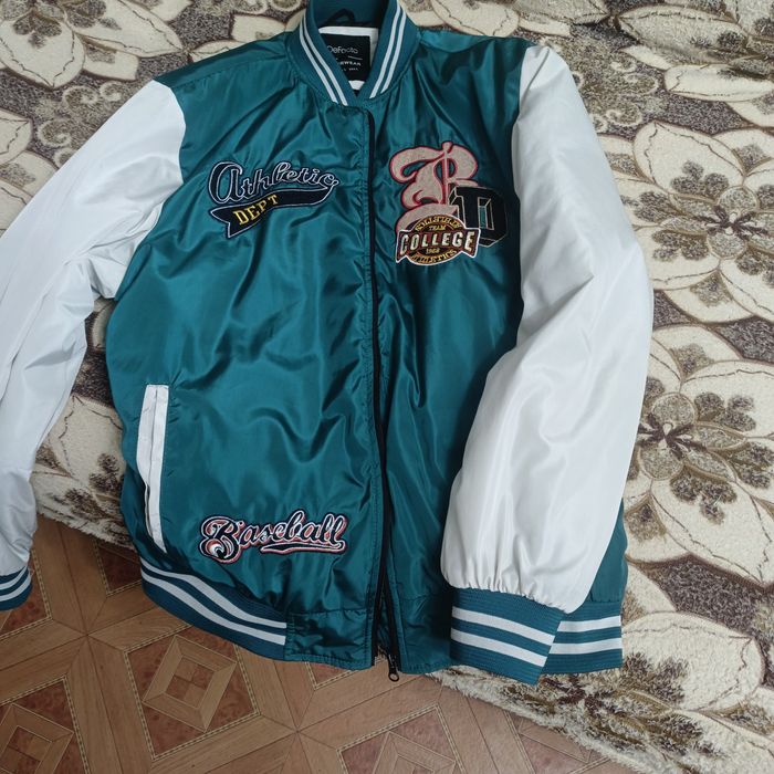 Бомбер продам хорошего качества