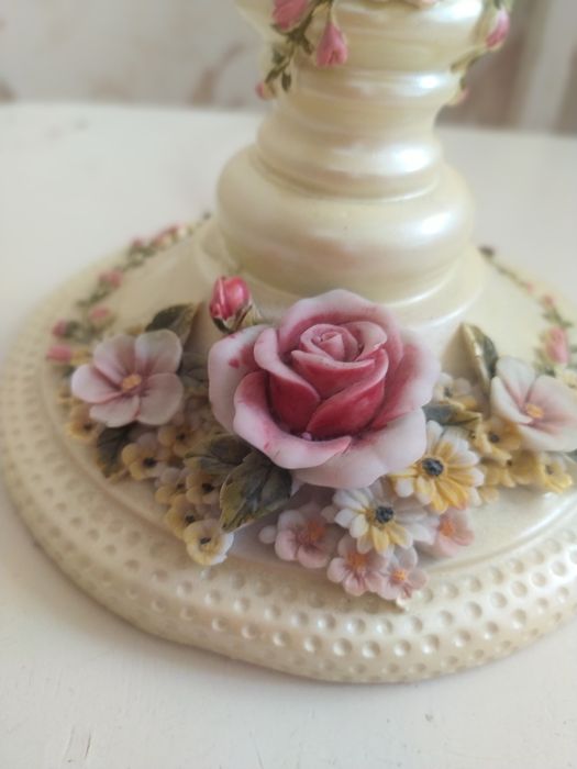 Светильник настольный