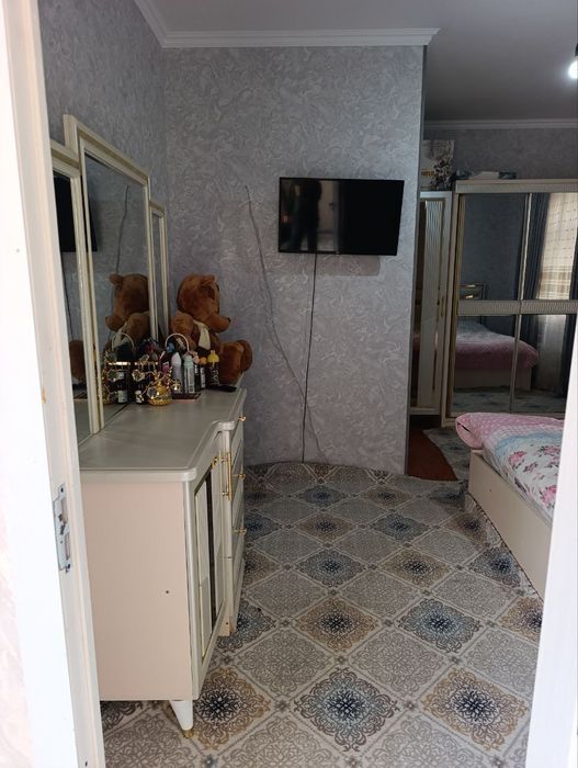 Отчопарда 4хонали катеж срочна сотилади