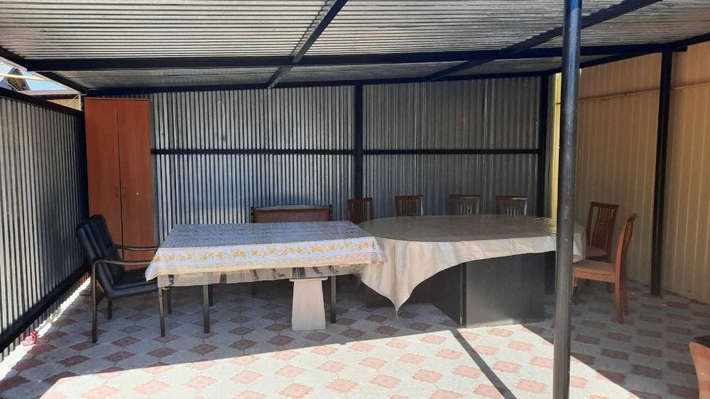 2-х этажный домик недалеко от центра