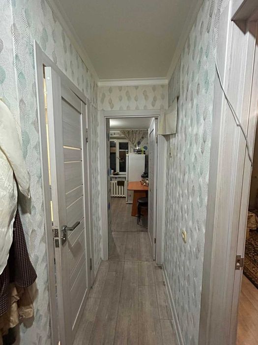 Продам 1 комнатную в районе 11 школы