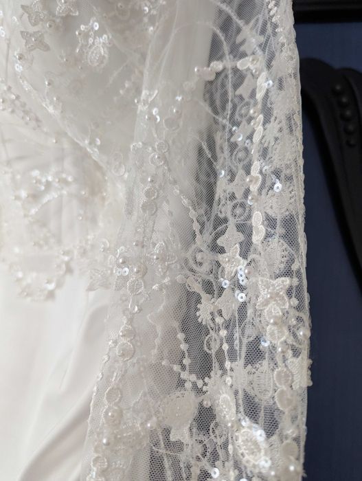 Rochie de mireasă, mărimea S, stil sirena.