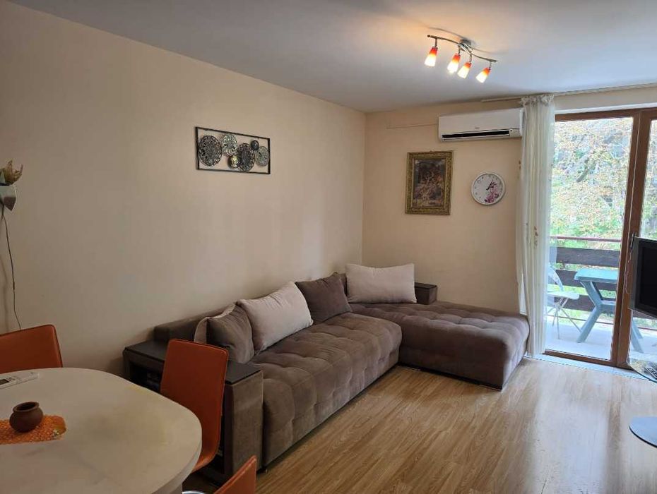 2-стаен 65 м2, Кабакум