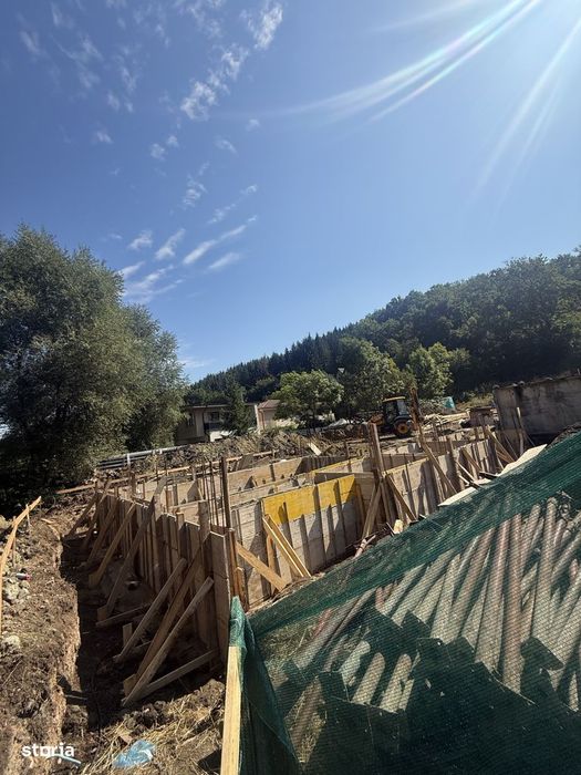 Casa cu garaj – 111 mp utili | Garaj 20mp | Teren 350 mp |  strada T