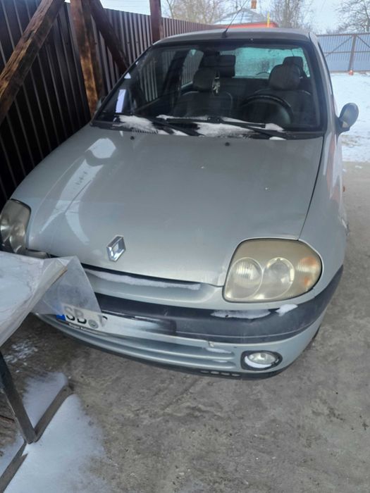 Renault Clio 2000