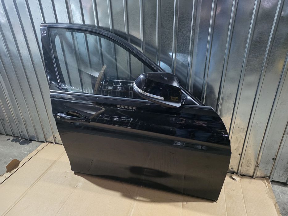Ușă față spate stânga dreapta BMW seria 3 F30 f31 culoare negru 668