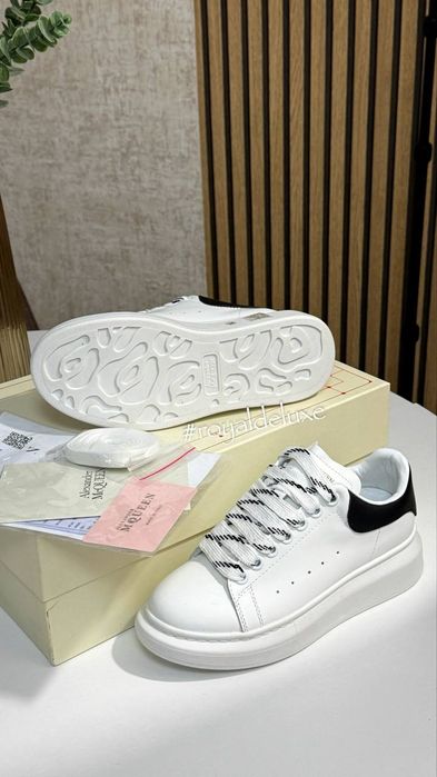 Adidași dama MC queen