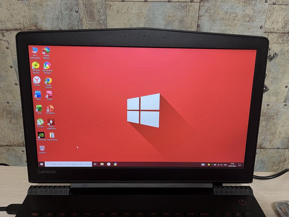 Продам ноутбук Lenovo legion Y520