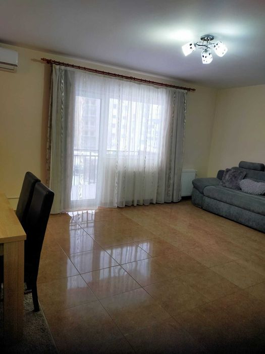 apartament 3 camere pentru inchiriat