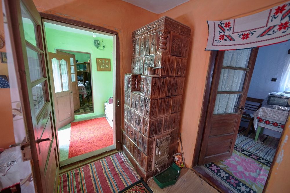 De vânzare – Casa în satul Măgura, comuna Hulubești, județul Dâmbovița