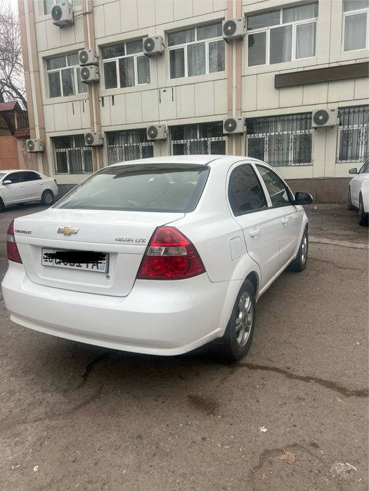 Chevrolet nexia 3 avtomat