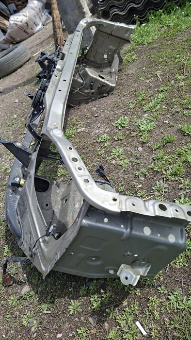 Телевизор на Тойота прадо 120