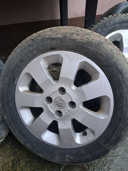 Vând jante 195/60R15