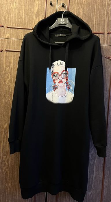 Продам женские платья.