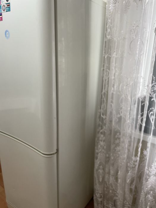 Продам холодильник б/у