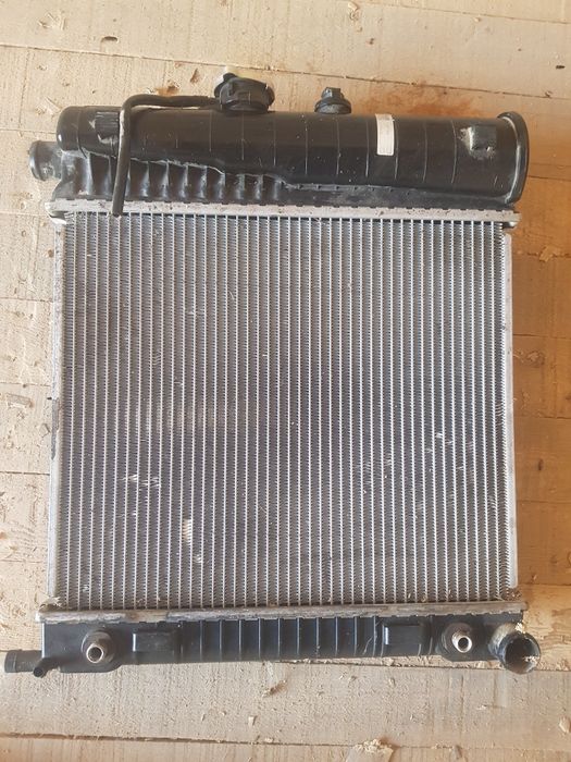 Mersedes zapchast oyna,rul,radiator,signal,pavarotnik sotiladi arzon