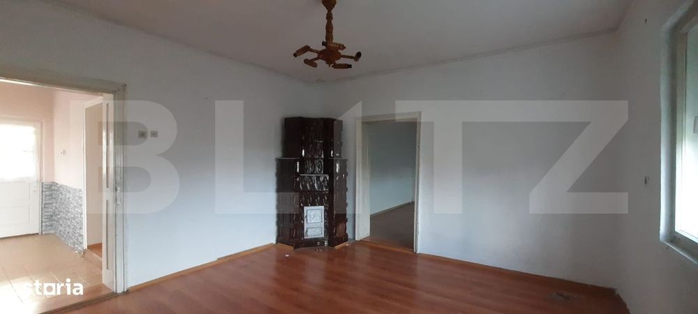 Casa de vanzare, 83 mp, teren 3000 mp, sat Paulian