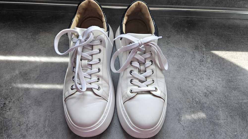 Ciaboo- ест.кожа бели кецове