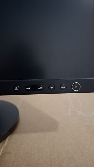 Монитор samsung 245в