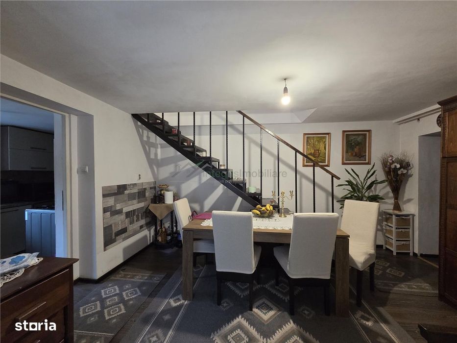 Integris Casa cu 5 camere,curte individuala,Str Gradinarilor,Oradea