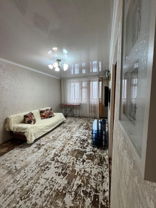 2 комн кв по суткам все удобства,пр.Абая,ТВ,ВФ,Сплит система