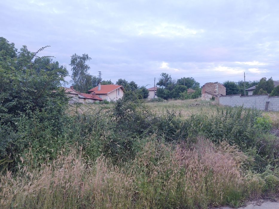 Най-ниска цена в района - Парцели УПИ 4бр. в регулация централна част