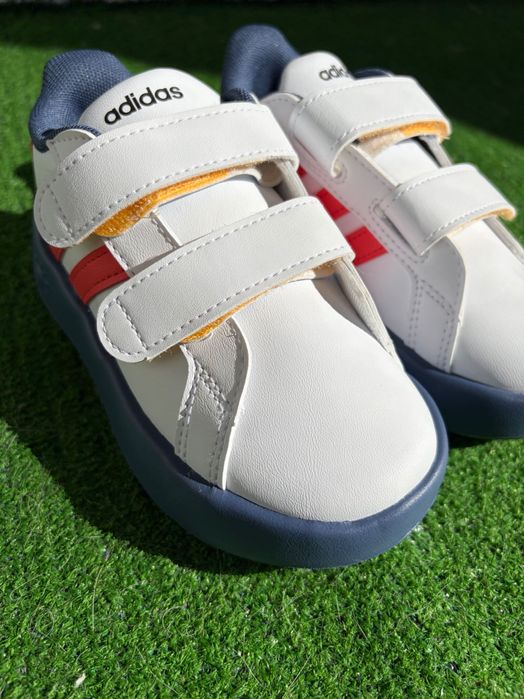 Маратонки Adidas Grand Court 2.0*чисто нови*