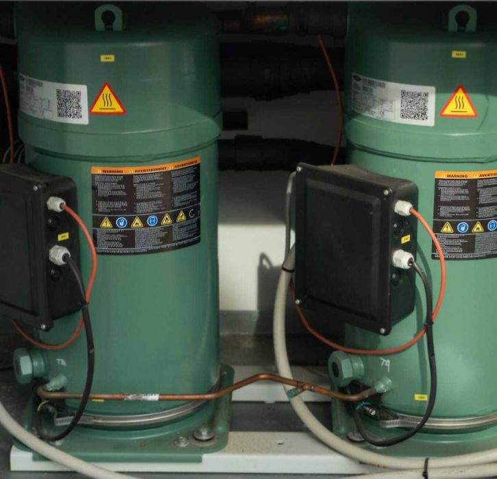 Vand / Inchiriez chiller CLIMAVENETA 157,5 KW