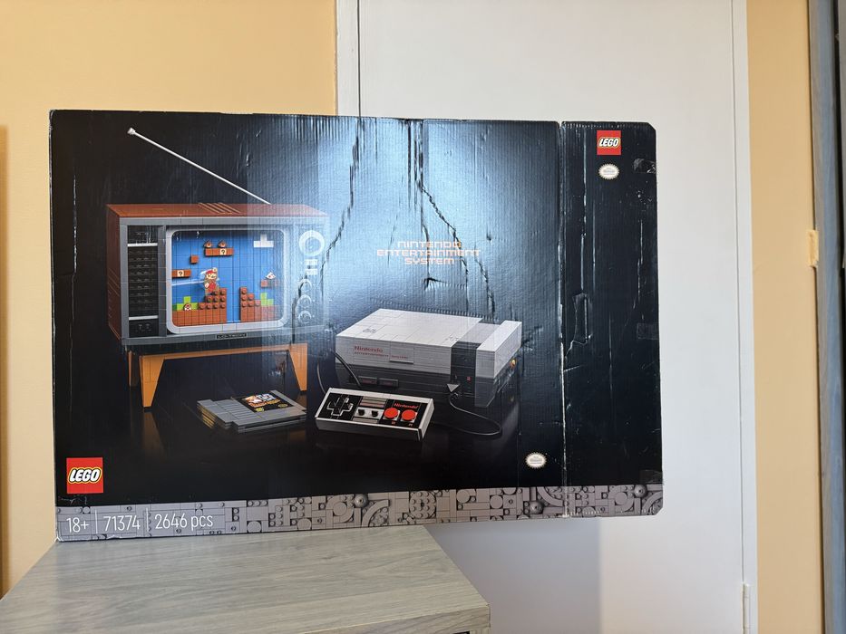 Lego 71374 Nintendo Entertainment System NES