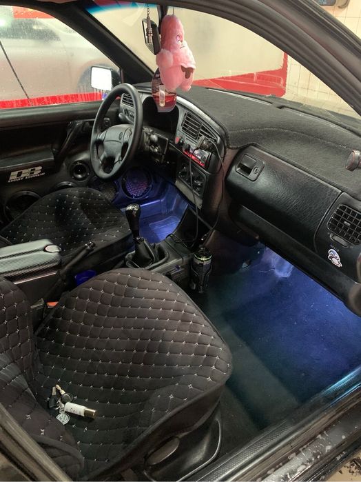 Golf 3 продам 1.8 моно