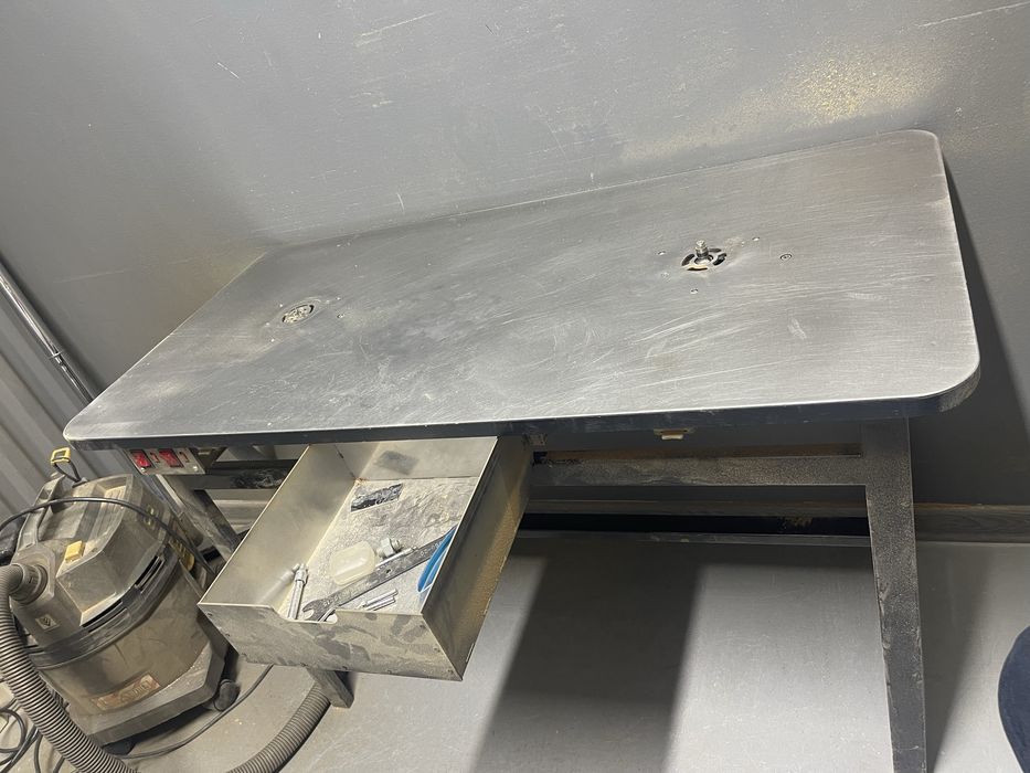 Продам Фрезерный стол