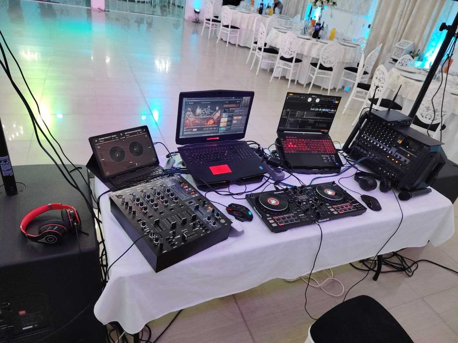 Numark Mixtrack Platinum FX