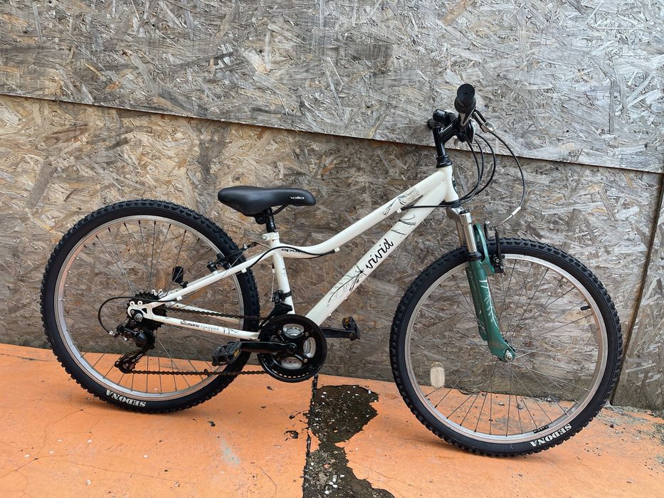 Bicicleta apollo vivid roti 24”