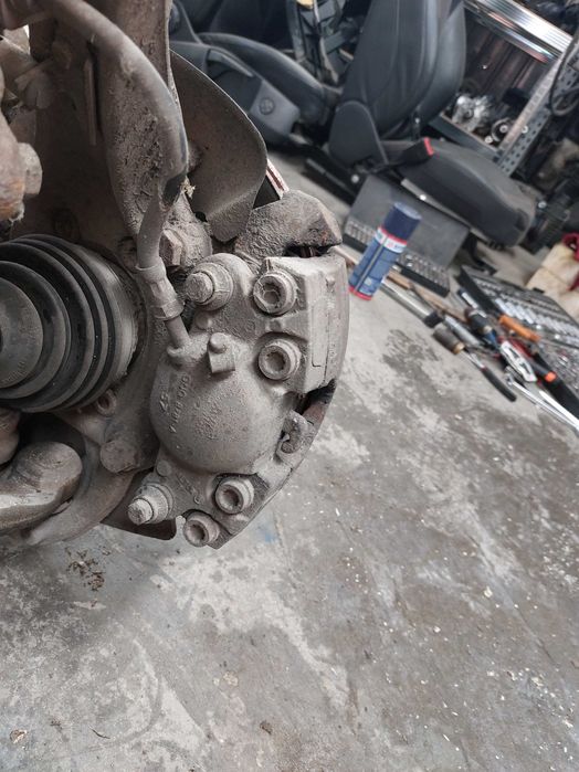 Etrier fata stg/drp Audi A4 B8/A5 3.0tdi
