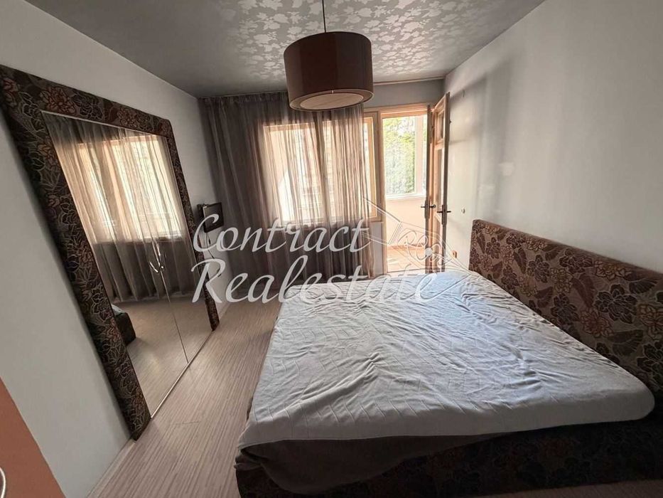 Дава се под наем Тристаен апартамент в Варна, Център - 100 кв.м за 700 € - Снимка #5