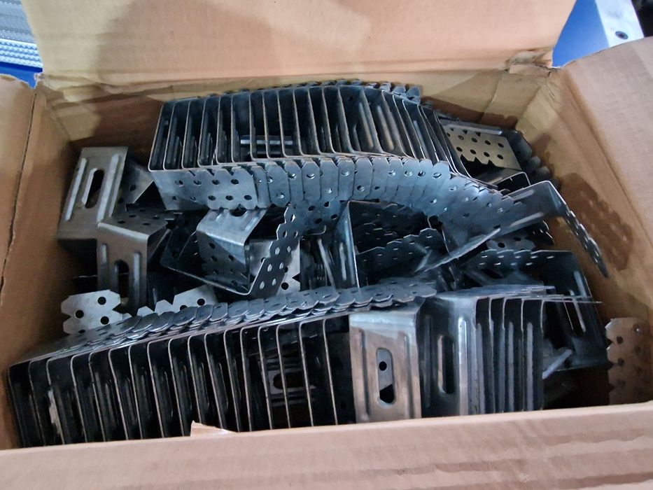 Bride profile rigips 0,25 lei/buc.