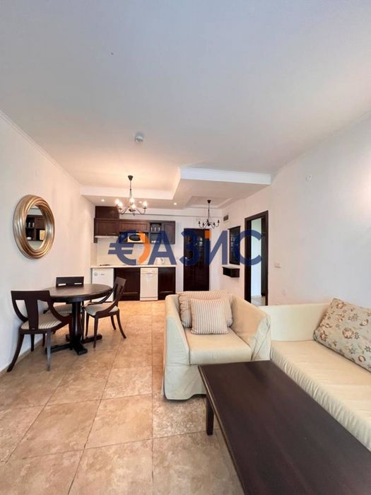 Продава се Двустаен апартамент в Обзор - 60 кв.м за 900 €/кв.м - Снимка #7