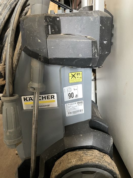 Поодам Karcher мойку
