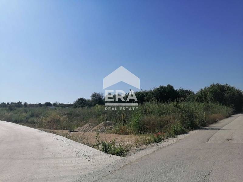 Продава се Парцел в с. Тополи, Област Варна - 5368 кв.м за 71 €/кв.м - Снимка #1