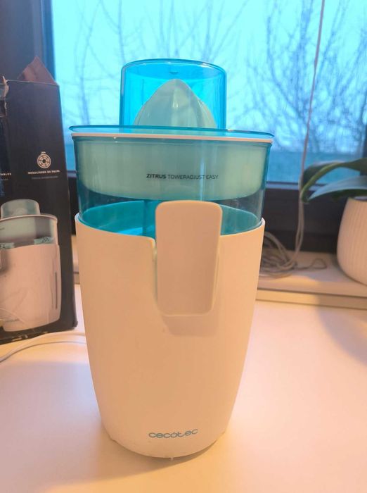 Storcator Electric Cecotec Zitrus TowerAdjust Easy 0,5 L 350W Negru