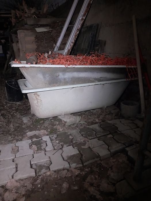 Продам ванну срочно