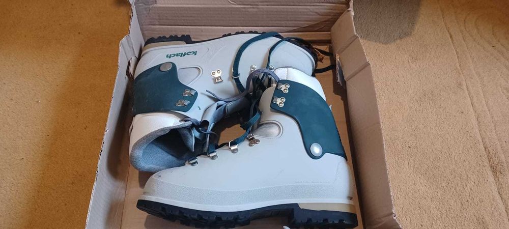 Vand bocanci de iarna Koflach