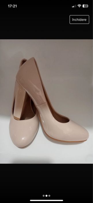 Pantofi cu toc de lac, culoare bej